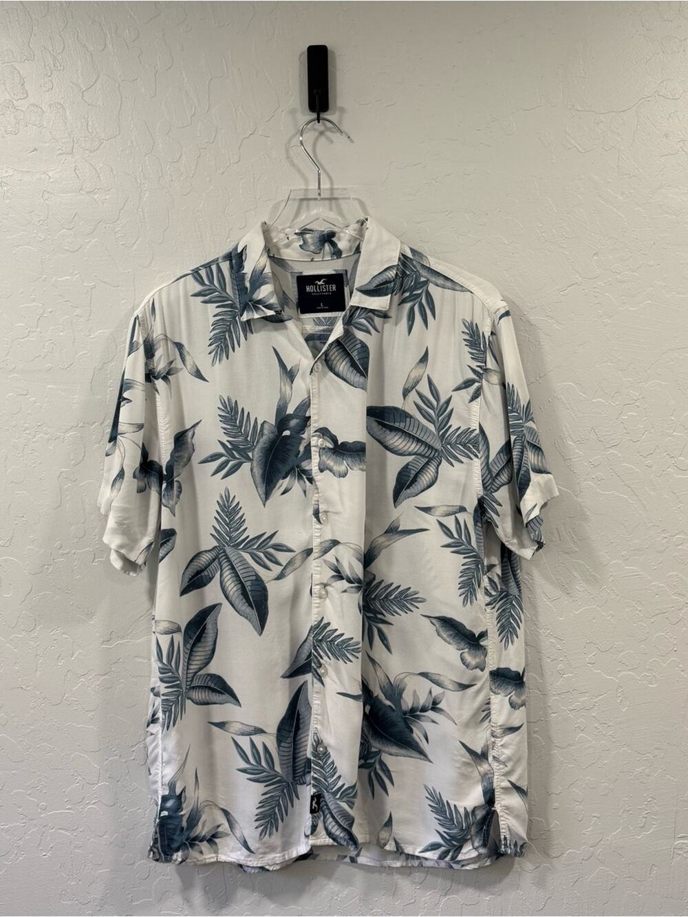 Hollister Tropical Button Down Short Sleeve Shirt Size L